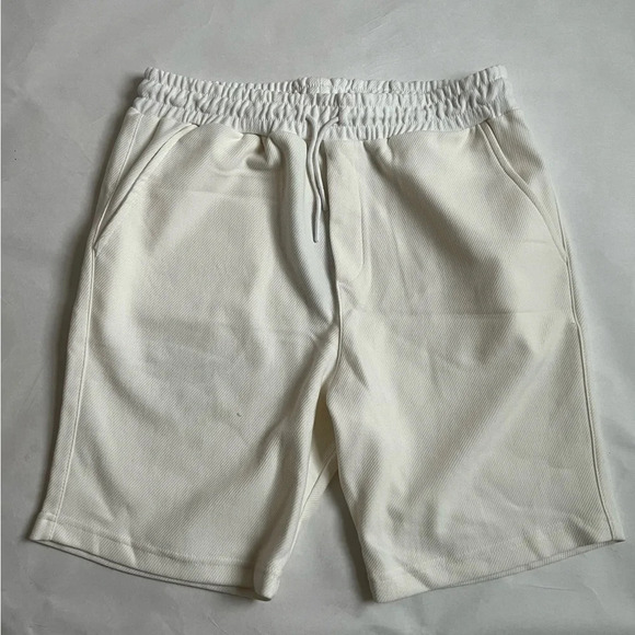 Men Ivory 2-Piece Set Short Sleeve T-Shirts (XL) and Shorts (L) Suits NWOT - Picture 9 of 16